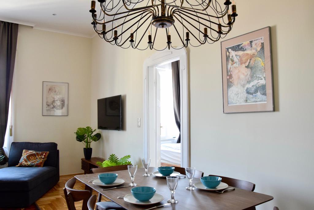 Luxury Apartment By Hi5 - Kiraly Street Suite บูดาเปสต์ ภายนอก รูปภาพ